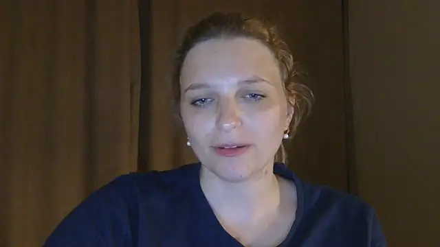 ElisSky301 online show from May 2026 09:02:01 PM