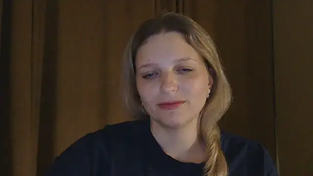 ElisSky301 online show from March 2026 08:32:02 PM