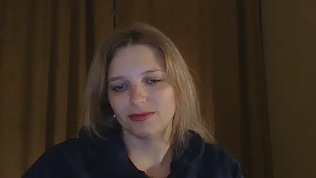 ElisSky301 online show from May 2026 07:41:01 PM