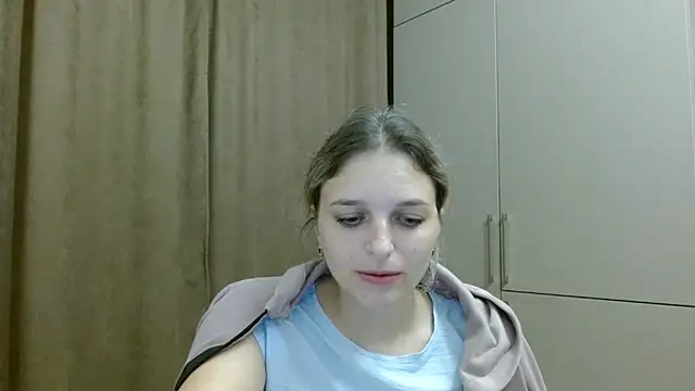 ElisSky301 online show from October 2025 08:53:02 PM