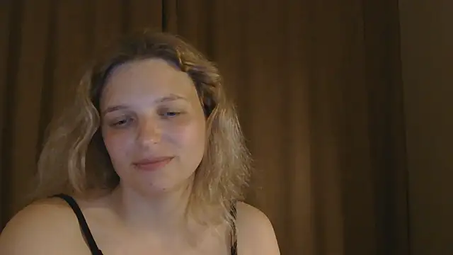 ElisSky301 online show from May 2026 09:47:01 PM