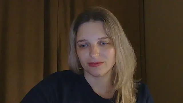 ElisSky301 online show from April 2026 08:39:01 PM