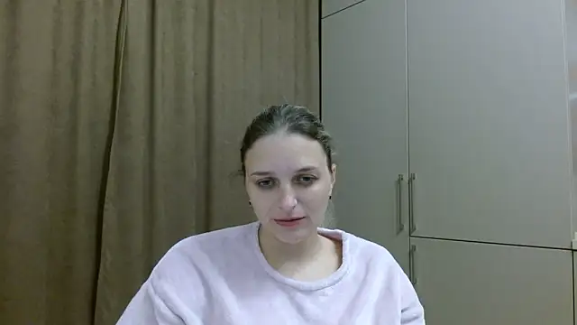 ElisSky301 online show from October 2025 09:03:01 PM