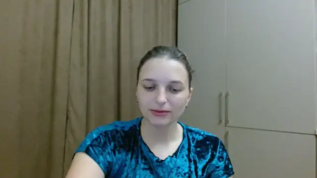 ElisSky301 online show from November 2025 08:42:01 PM