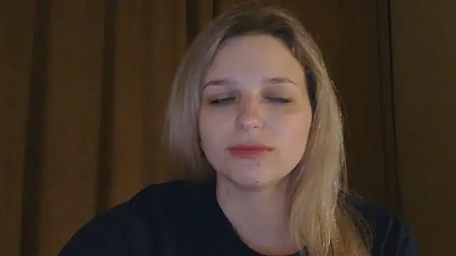 ElisSky301 online show from February 2026 10:09:01 PM