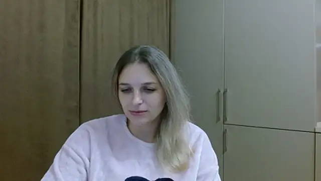 ElisSky301 online show from October 2025 10:09:02 PM