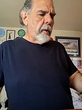 pena633 online show from April 2026 04:57:02 PM