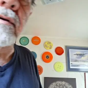 Snapshot of pena633 chatting on November 2025 03:49:02 PM pena633 online show from November 2025 03:49:02 PM