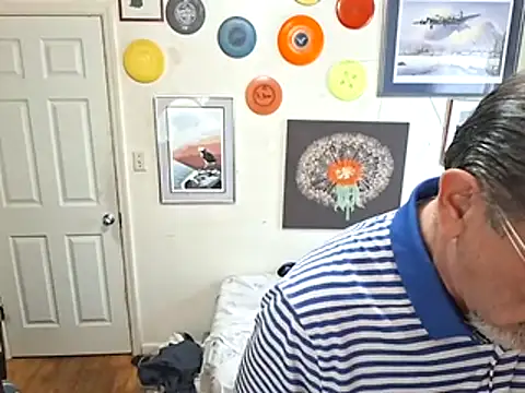 pena633 online show from November 2025 03:38:01 PM