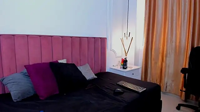 Celina Kyle1 online show from October 2025 08:52:01 PM