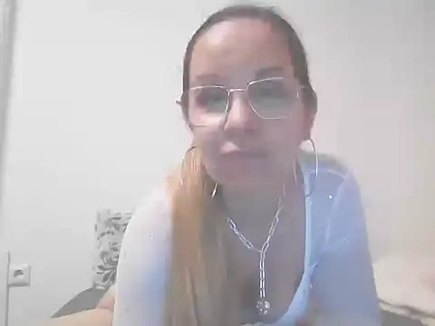 Snapshot of barbara896 chatting on November 2025 07:40:02 PM barbara896 online show from November 2025 07:40:02 PM