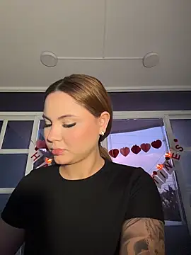 Beella1  online show from February 2026 12:05:01 PM