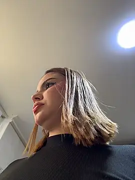Beella1  online show from July 2026 11:43:01 AM