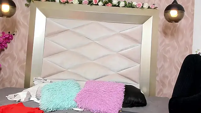 HaryBlair online show from December 2025 01:06:01 PM