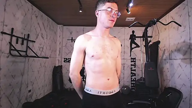 Lil James online show from April 2026 07:59:01 PM