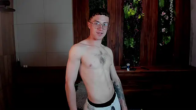 Lil James online show from March 2026 07:48:01 PM