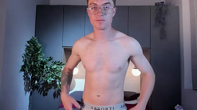 Lil James online show from April 2026 08:57:02 PM