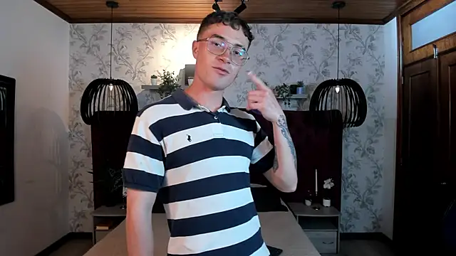 Lil James online show from April 2026 08:10:02 PM