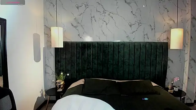 Lil James online show from April 2026 08:01:02 PM