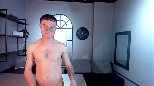 Lil James online show from January 2026 03:43:02 AM