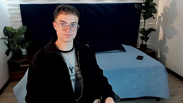 Lil James online show from February 2026 08:30:02 PM