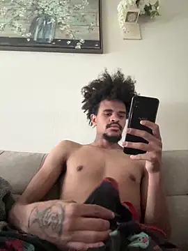 Snapshot of Mrmakeherwet_Tez chatting on February 2026 04:41:01 PM Mrmakeherwet Tez online show from February 2026 04:41:01 PM