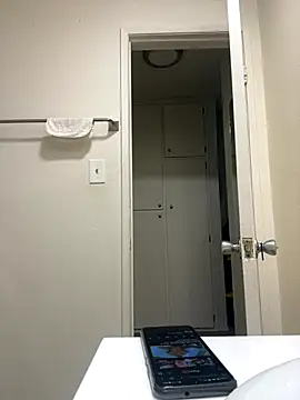 Mrmakeherwet Tez online show from October 2025 10:21:01 PM