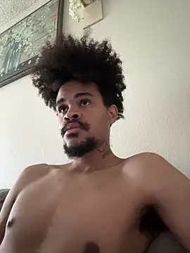 Snapshot of Mrmakeherwet_Tez chatting on February 2026 04:18:02 PM Mrmakeherwet Tez online show from February 2026 04:18:02 PM