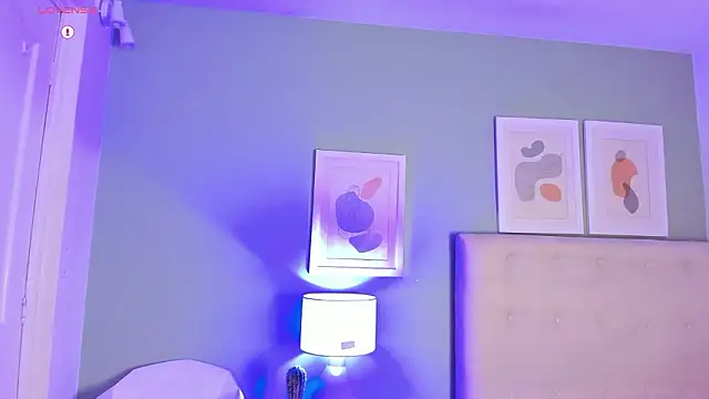 Snapshot of ApoloRicci chatting on February 2026 08:30:01 PM ApoloRicci online show from February 2026 08:30:01 PM