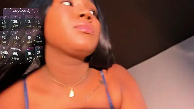 Viana dior online show from October 2025 10:43:02 PM