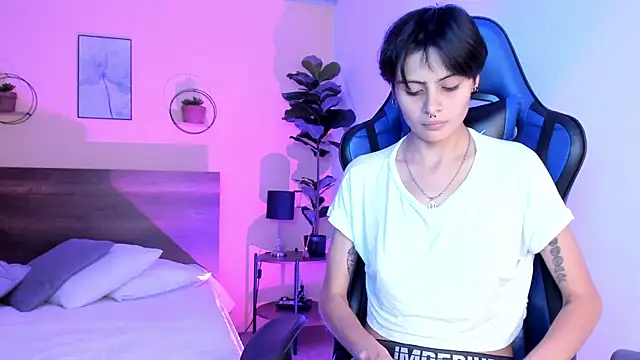 MartinnaGrecco online show from November 2025 08:31:02 PM