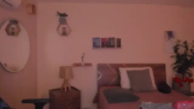 YariRose online show from February 2026 01:54:02 PM