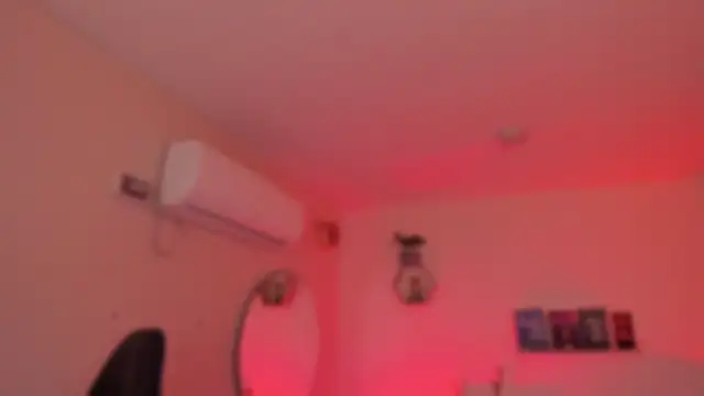 YariRose online show from February 2026 01:22:02 PM