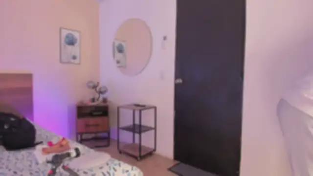 Snapshot of YariRose chatting on January 2026 01:36:01 PM YariRose online show from January 2026 01:36:01 PM