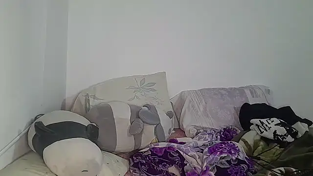 Layla Latina online show from May 2026 10:33:01 PM