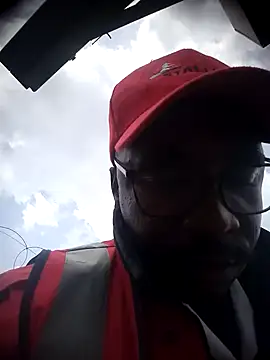 Pussylover911o online show from November 2025 10:42:02 AM