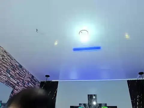 Snapshot of Jennfer_Winson chatting on November 2025 07:24:02 PM Jennfer Winson online show from November 2025 07:24:02 PM