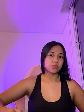 aly nicols online show from January 2026 02:40:02 AM