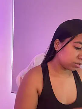 aly nicols online show from October 2025 09:58:01 PM