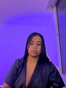 aly nicols online show from November 2025 04:28:02 AM