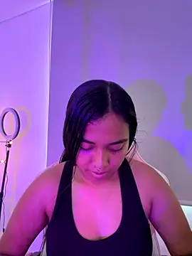 aly nicols online show from October 2025 10:16:01 PM