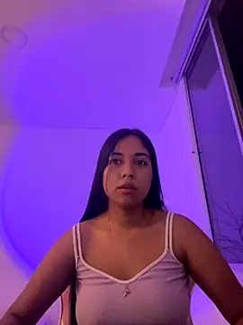 aly nicols online show from December 2025 05:06:02 AM