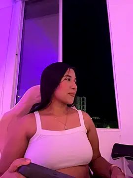 aly nicols online show from October 2025 11:16:01 PM