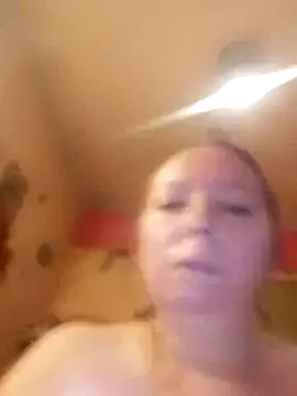 Mairi702 online show from November 2025 10:41:01 AM