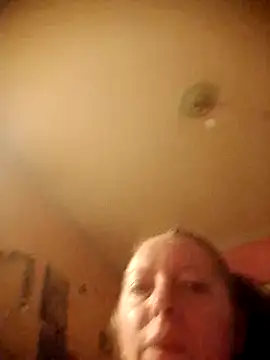 Mairi702 online show from May 2026 05:05:01 PM