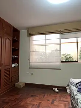 Kmiii21 online show from October 2025 09:37:02 PM