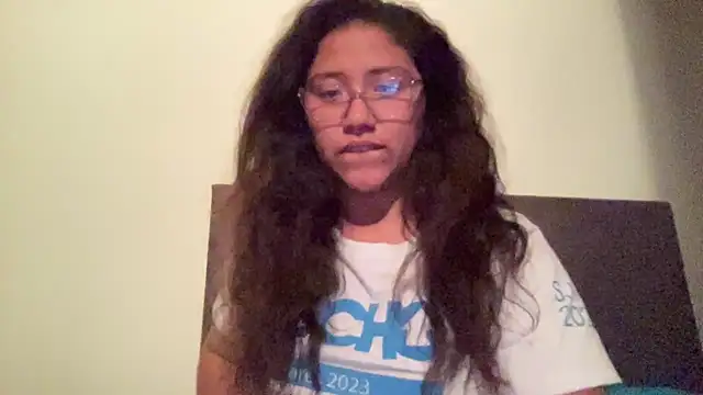 Kmiii21 online show from November 2025 05:51:01 AM