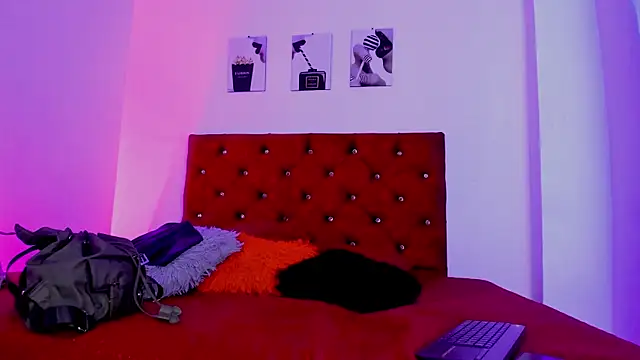 kittymonroe1 online show from February 2026 05:59:02 PM