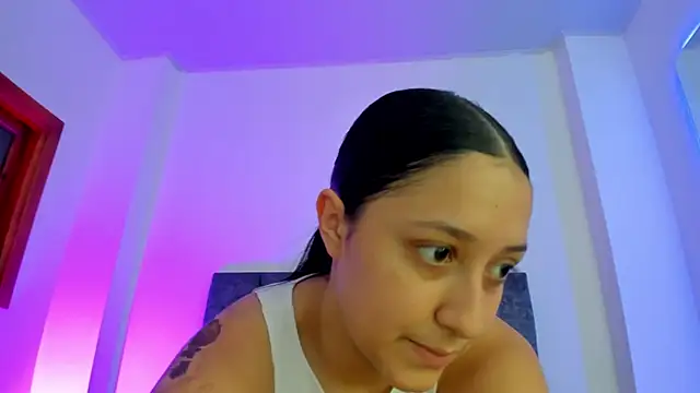 kittymonroe1 online show from November 2025 05:24:01 PM