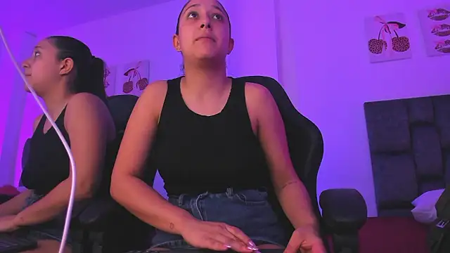 kittymonroe1 online show from March 2026 06:12:01 PM